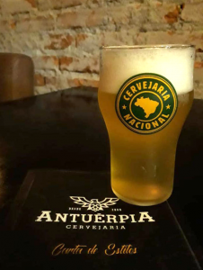 Passion, da Cervejaria Antuérpia, estreia na Cervejaria Nacional em São Paulo